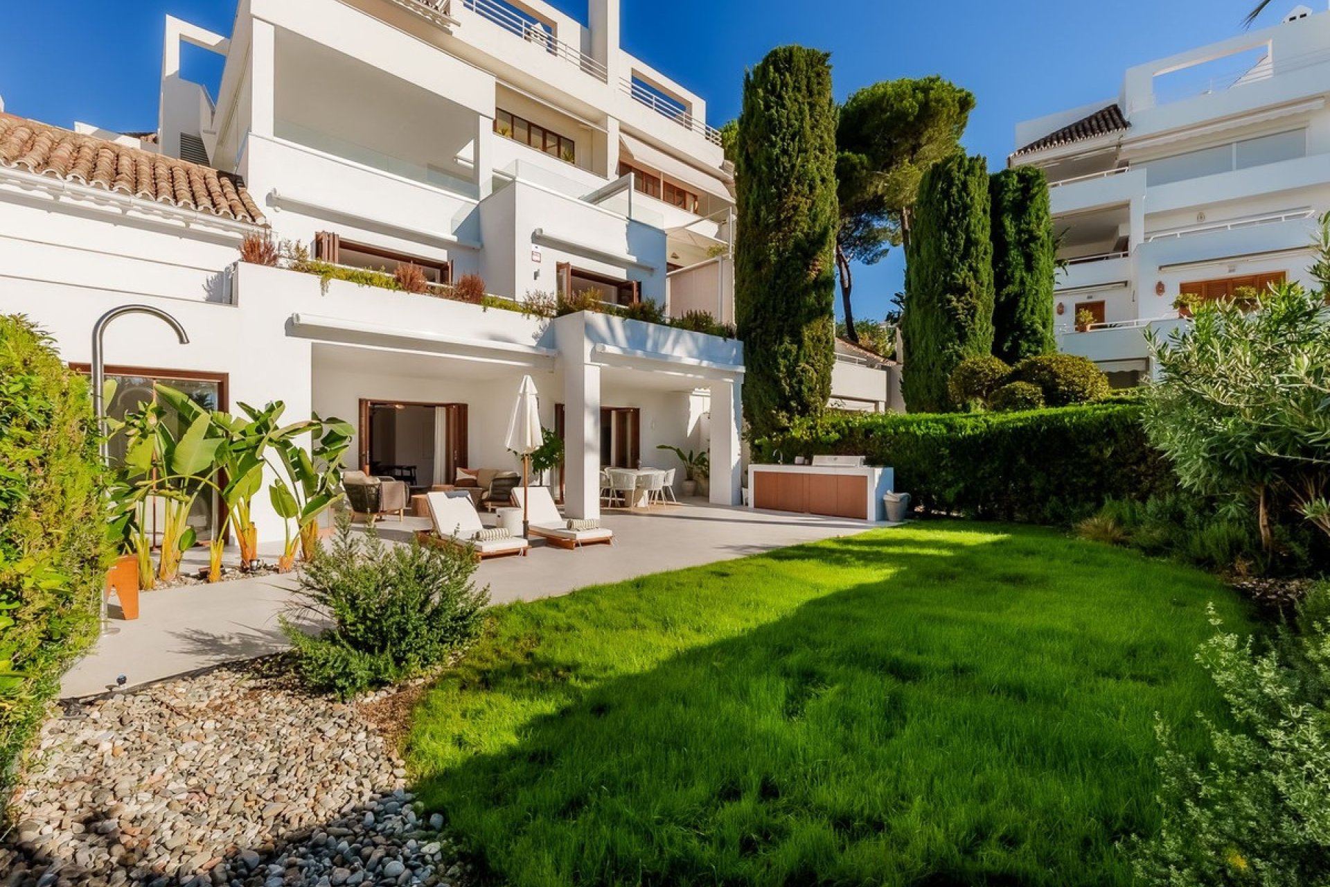Rynek wtórny - apartment - Marbella - Nueva Andalucía