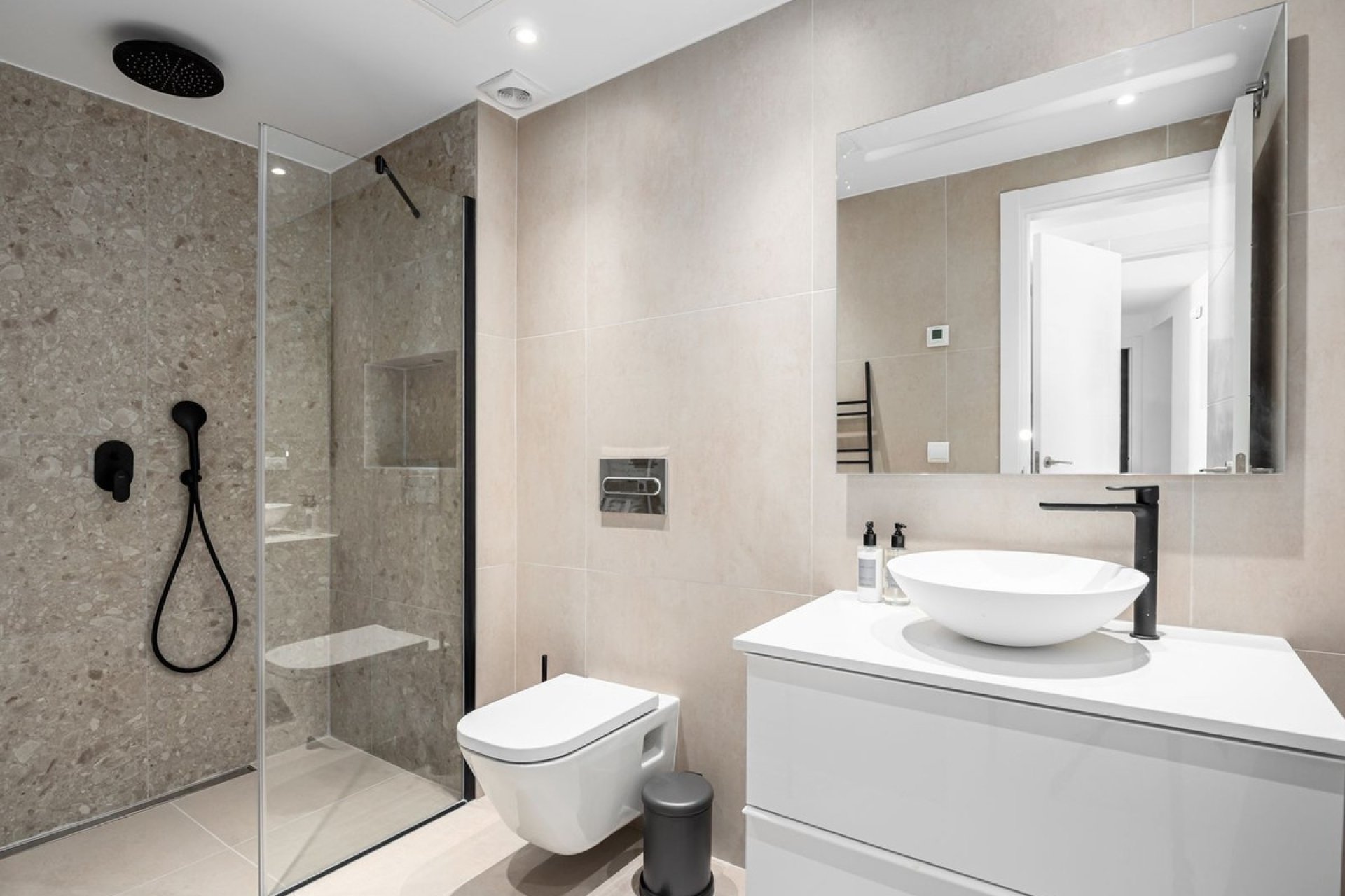 Rynek wtórny - apartment - Marbella - Nueva Andalucía