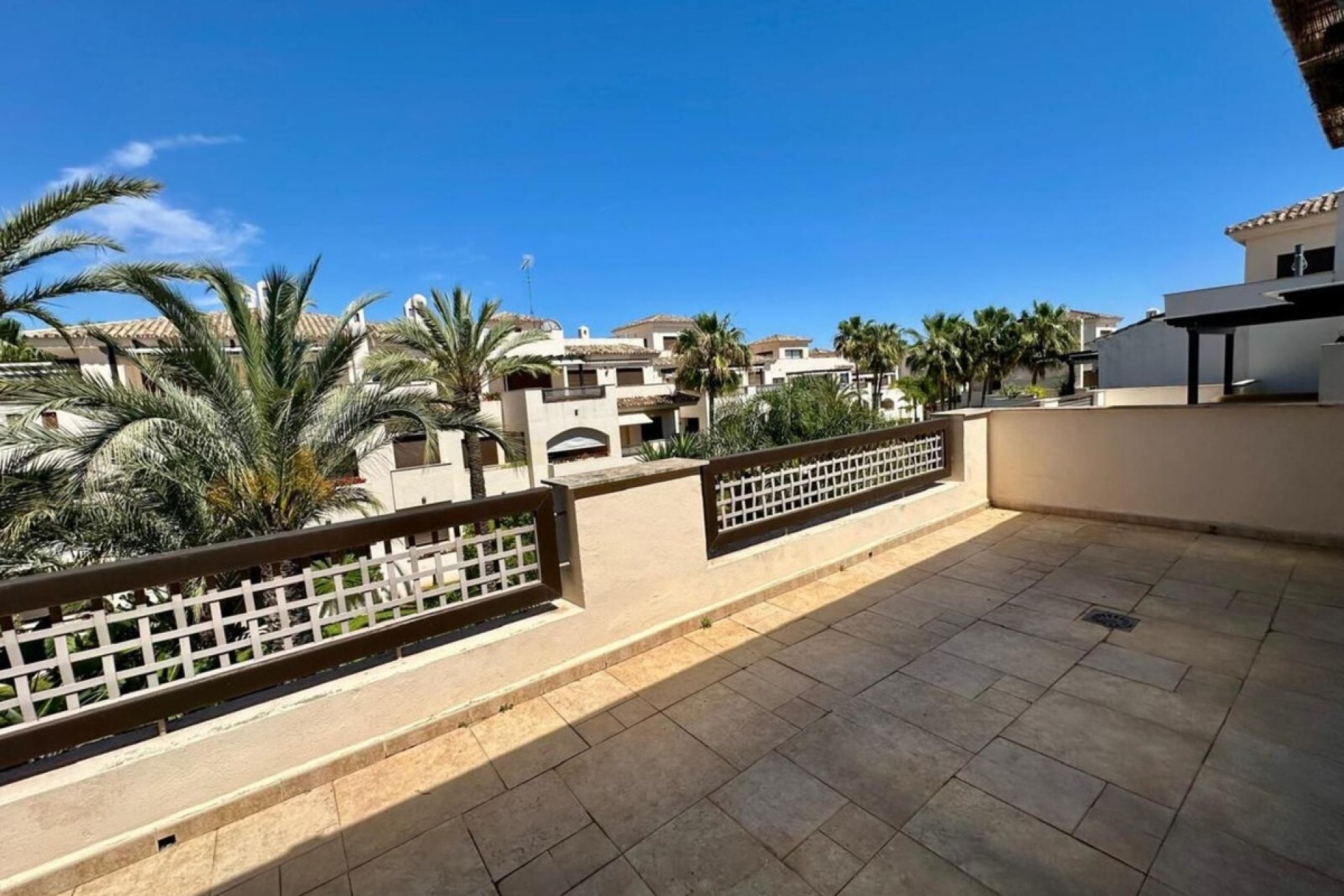 Rynek wtórny - apartment - Marbella - Nueva Andalucía