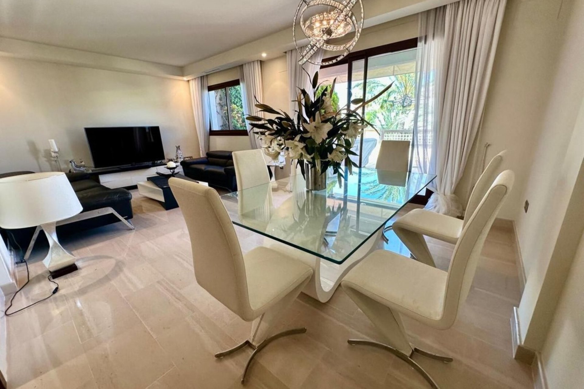 Rynek wtórny - apartment - Marbella - Nueva Andalucía