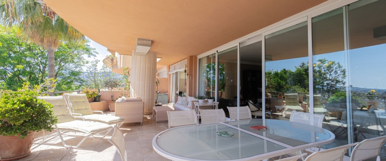 Rynek wtórny - apartment - Marbella - Nueva Andalucía