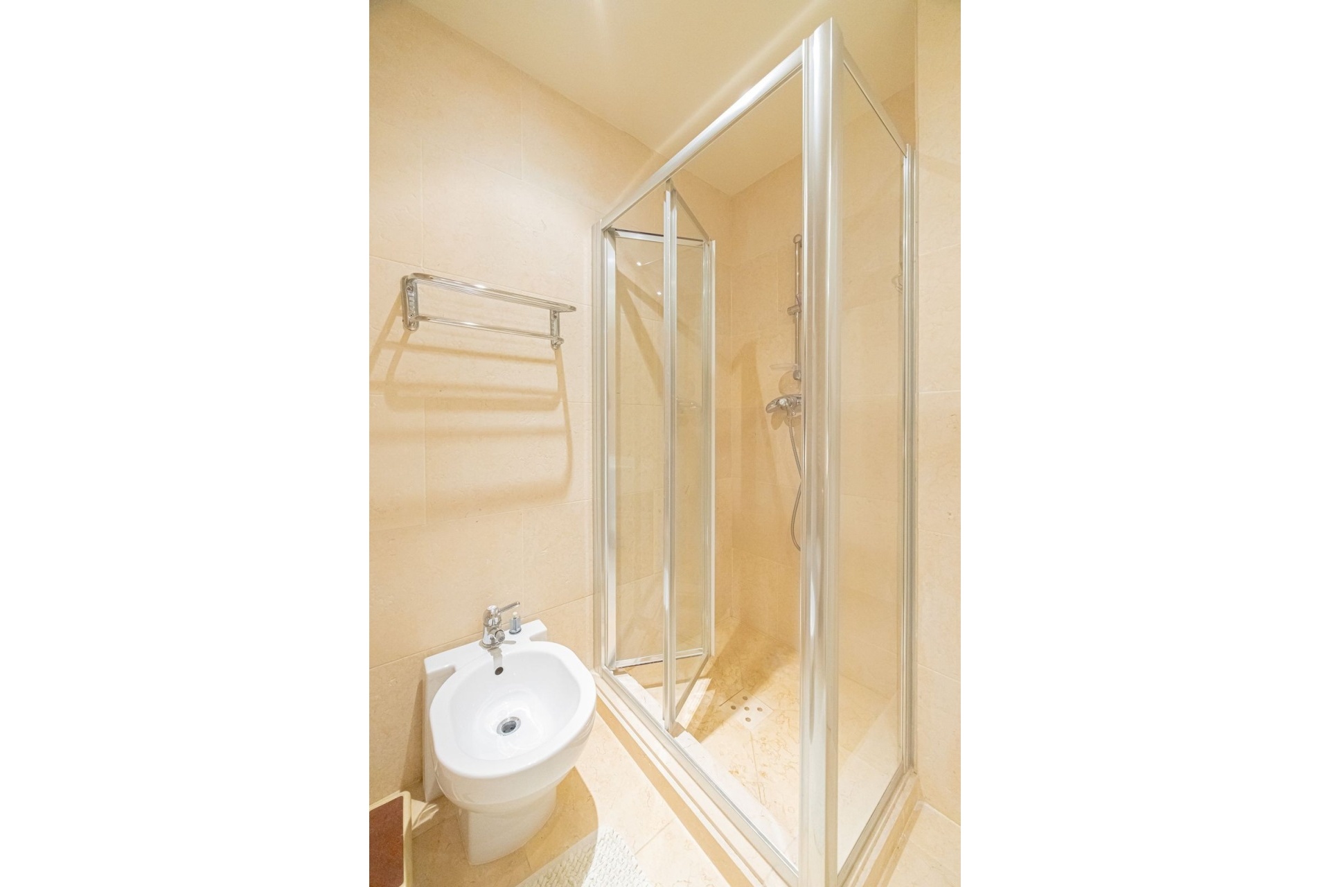 Rynek wtórny - apartment - Marbella - Nueva Andalucía