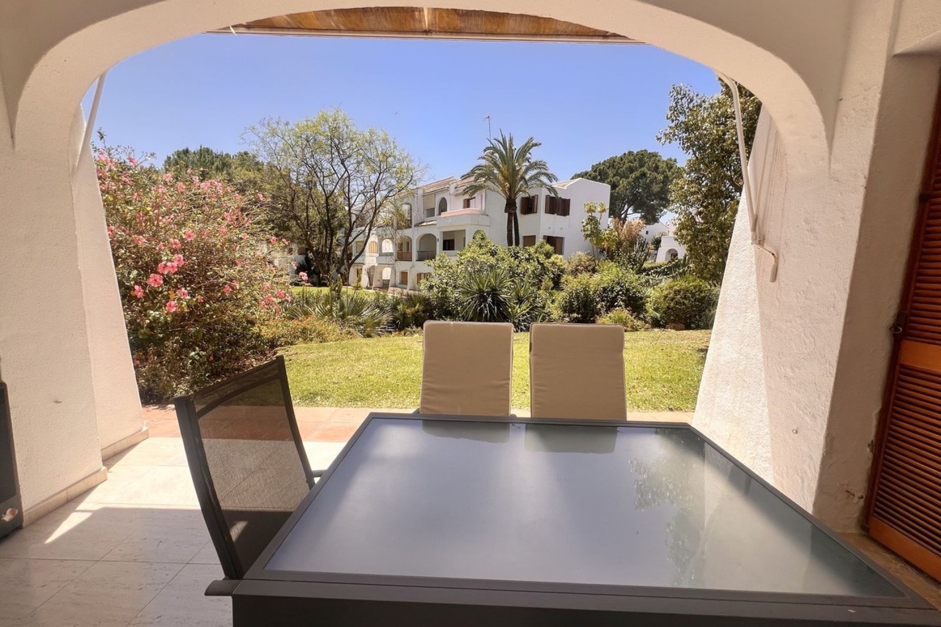 Rynek wtórny - apartment - Marbella - Nueva Andalucía