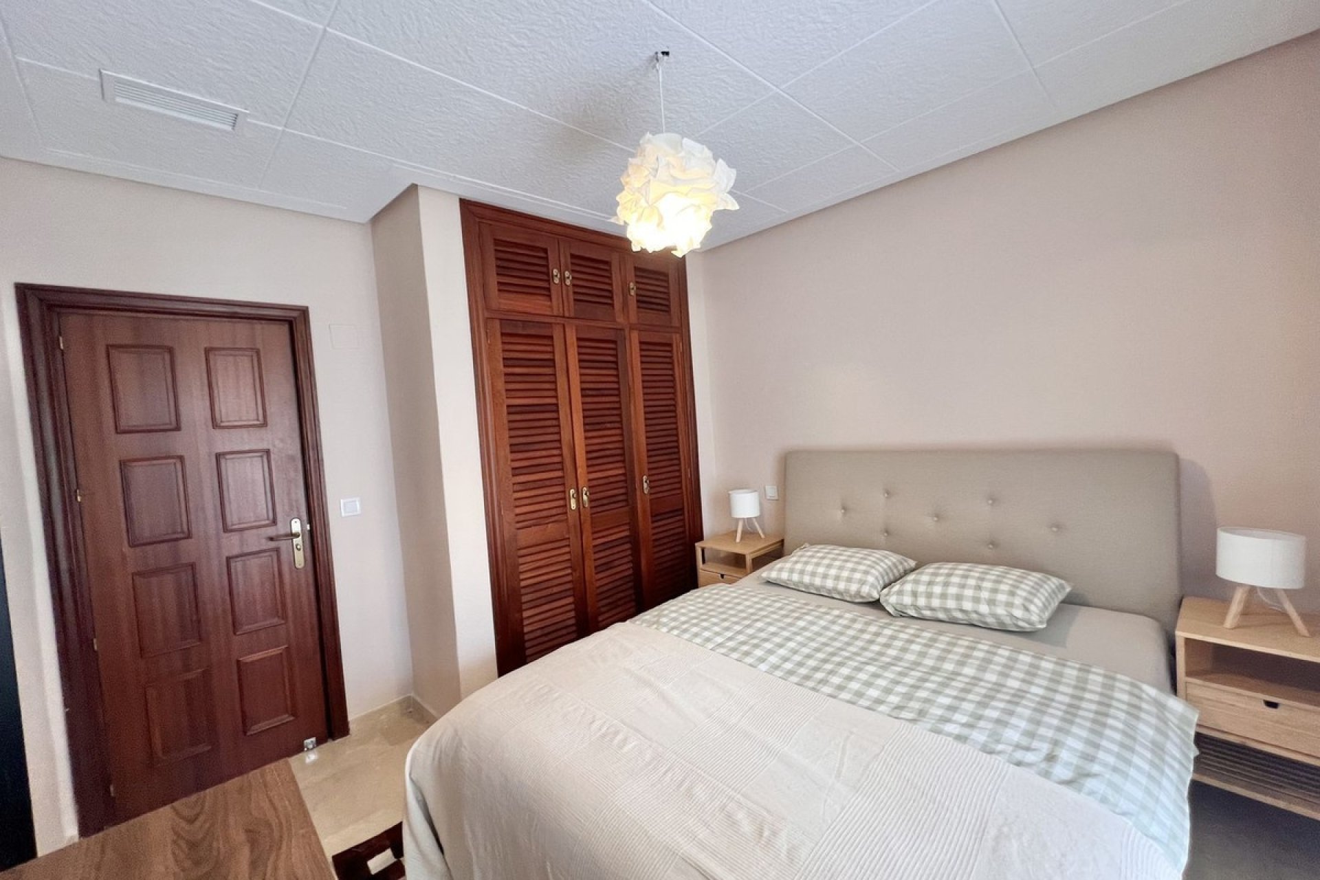 Rynek wtórny - apartment - Marbella - Nueva Andalucía