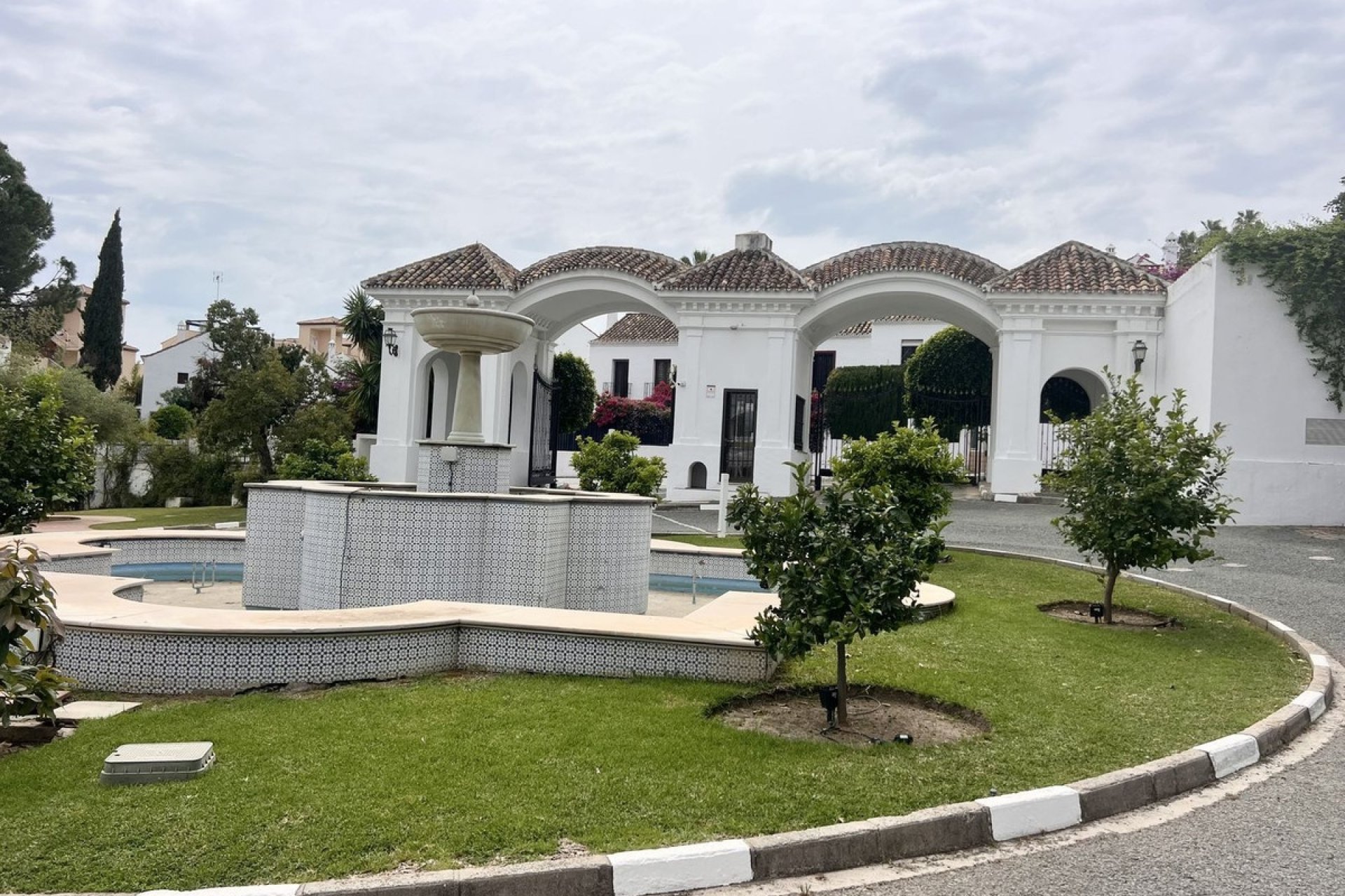 Rynek wtórny - apartment - Marbella - Nueva Andalucía
