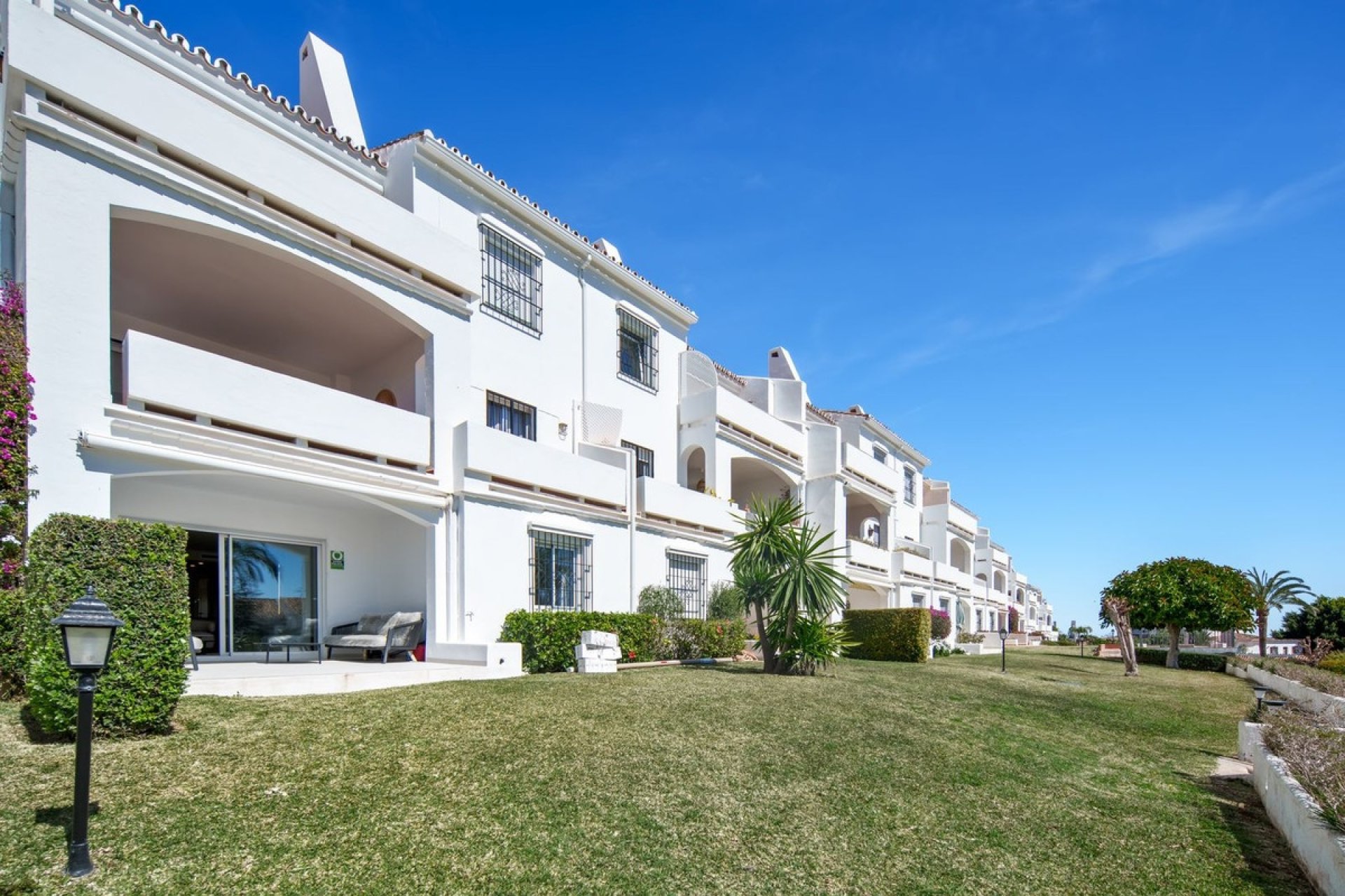 Rynek wtórny - apartment - Marbella - Nueva Andalucía