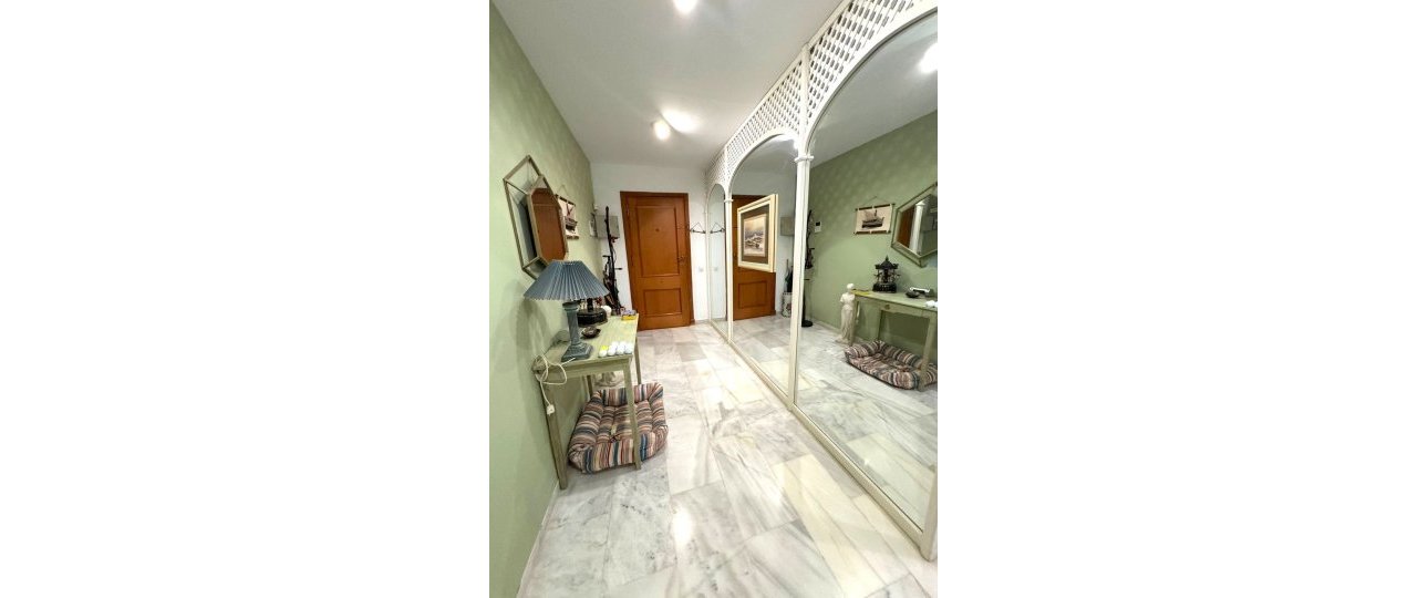Rynek wtórny - apartment - Marbella - Nueva Andalucía
