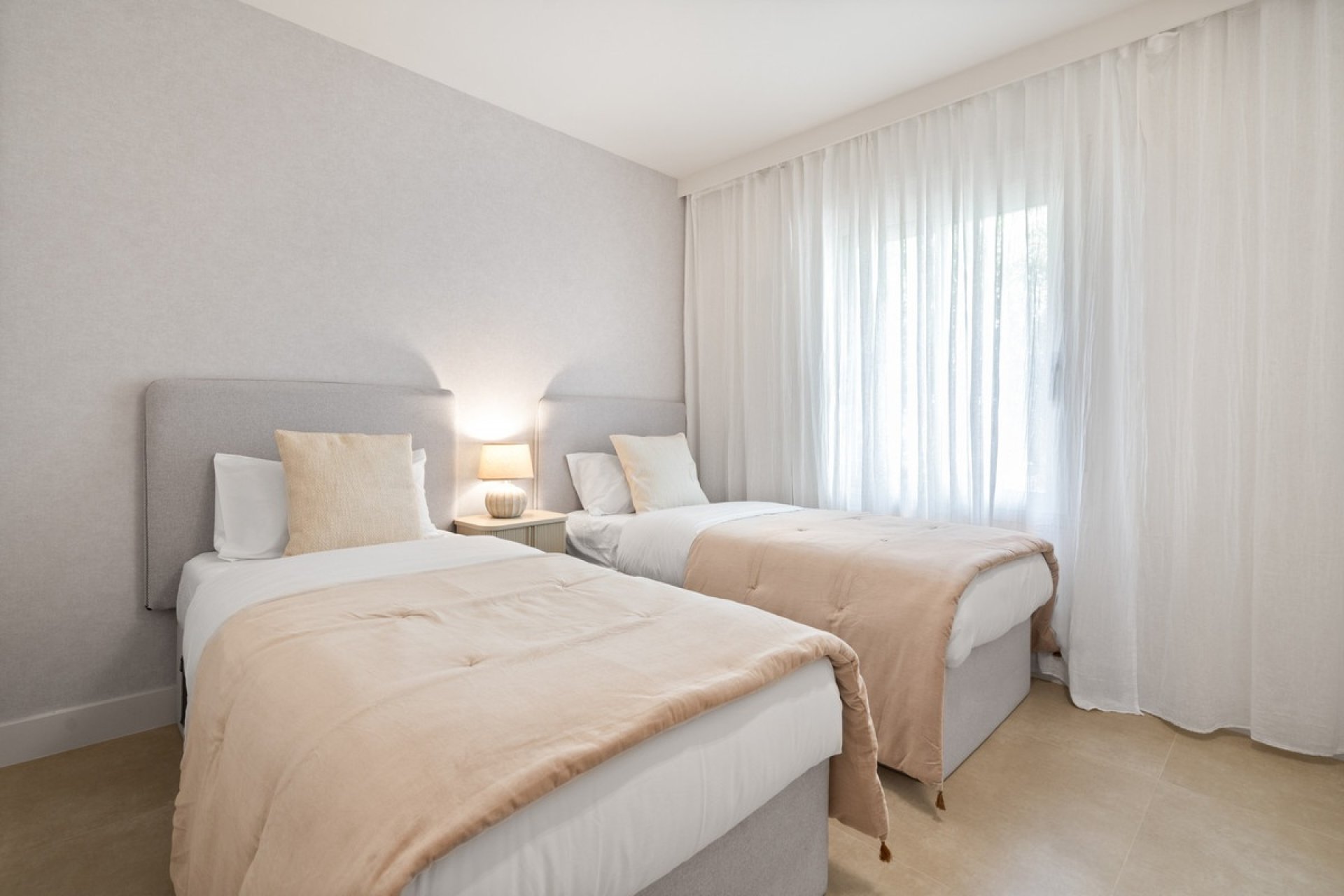 Rynek wtórny - apartment - Marbella - Nueva Andalucía