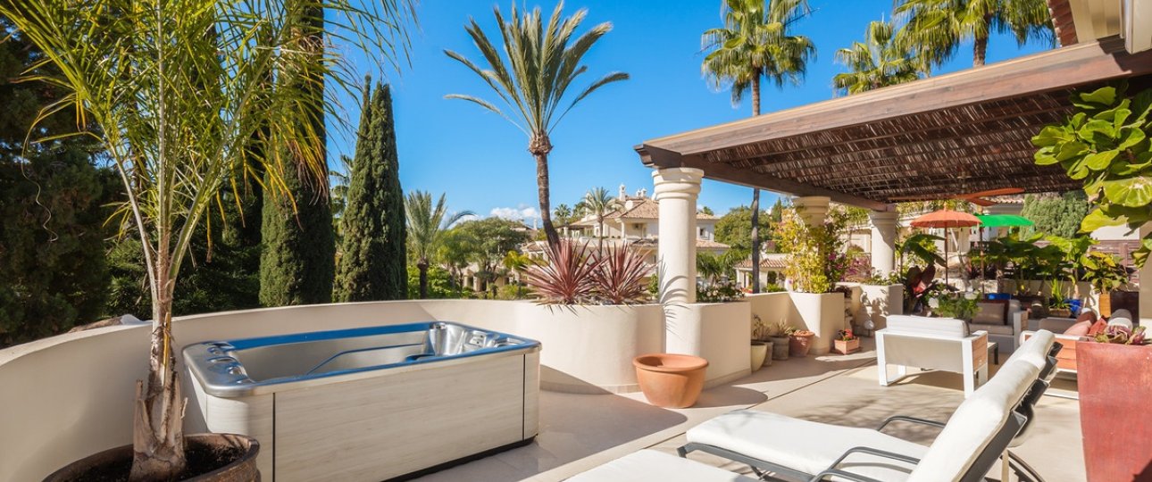 Rynek wtórny - apartment - Marbella - Nueva Andalucía