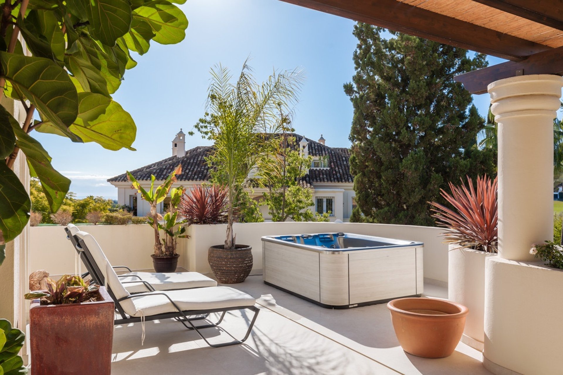 Rynek wtórny - apartment - Marbella - Nueva Andalucía