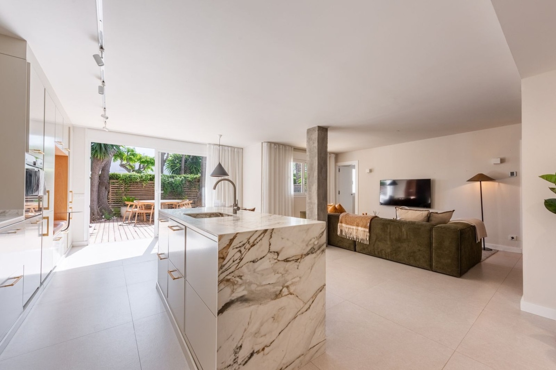 Rynek wtórny - apartment - Marbella - Nueva Andalucía