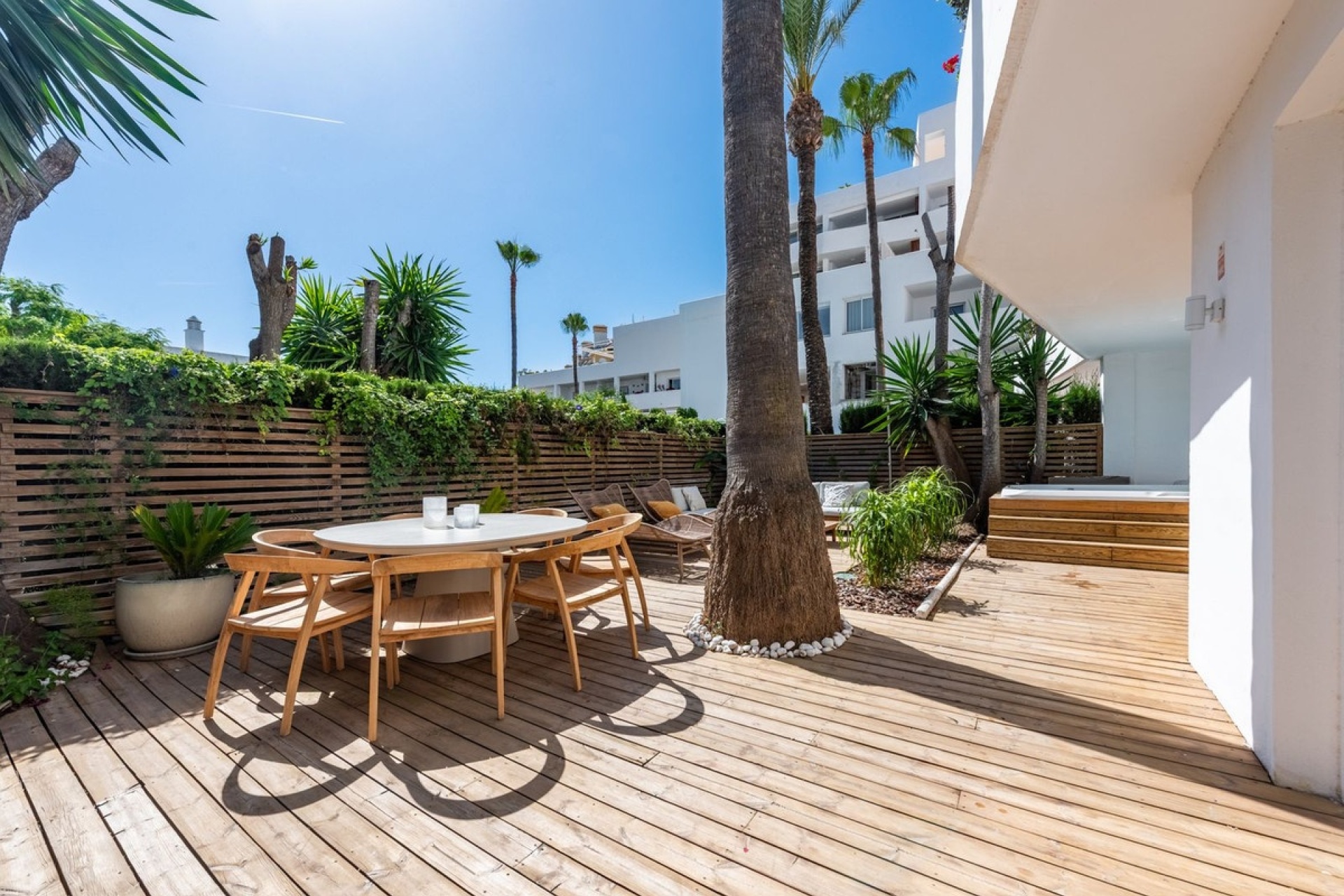 Rynek wtórny - apartment - Marbella - Nueva Andalucía