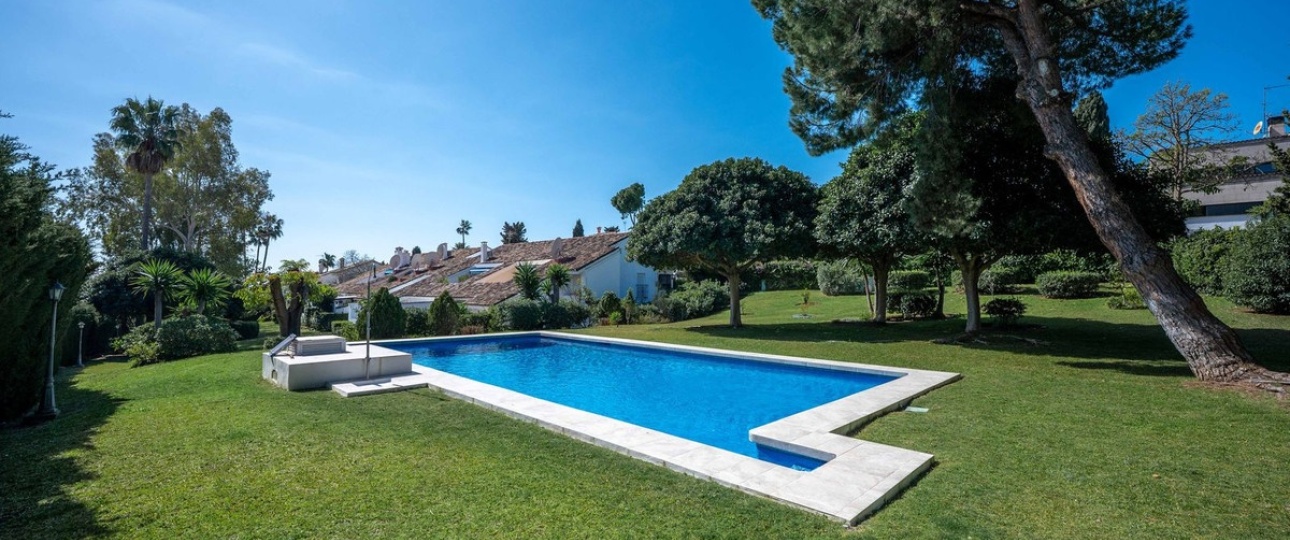 Rynek wtórny - apartment - Marbella - Nueva Andalucía