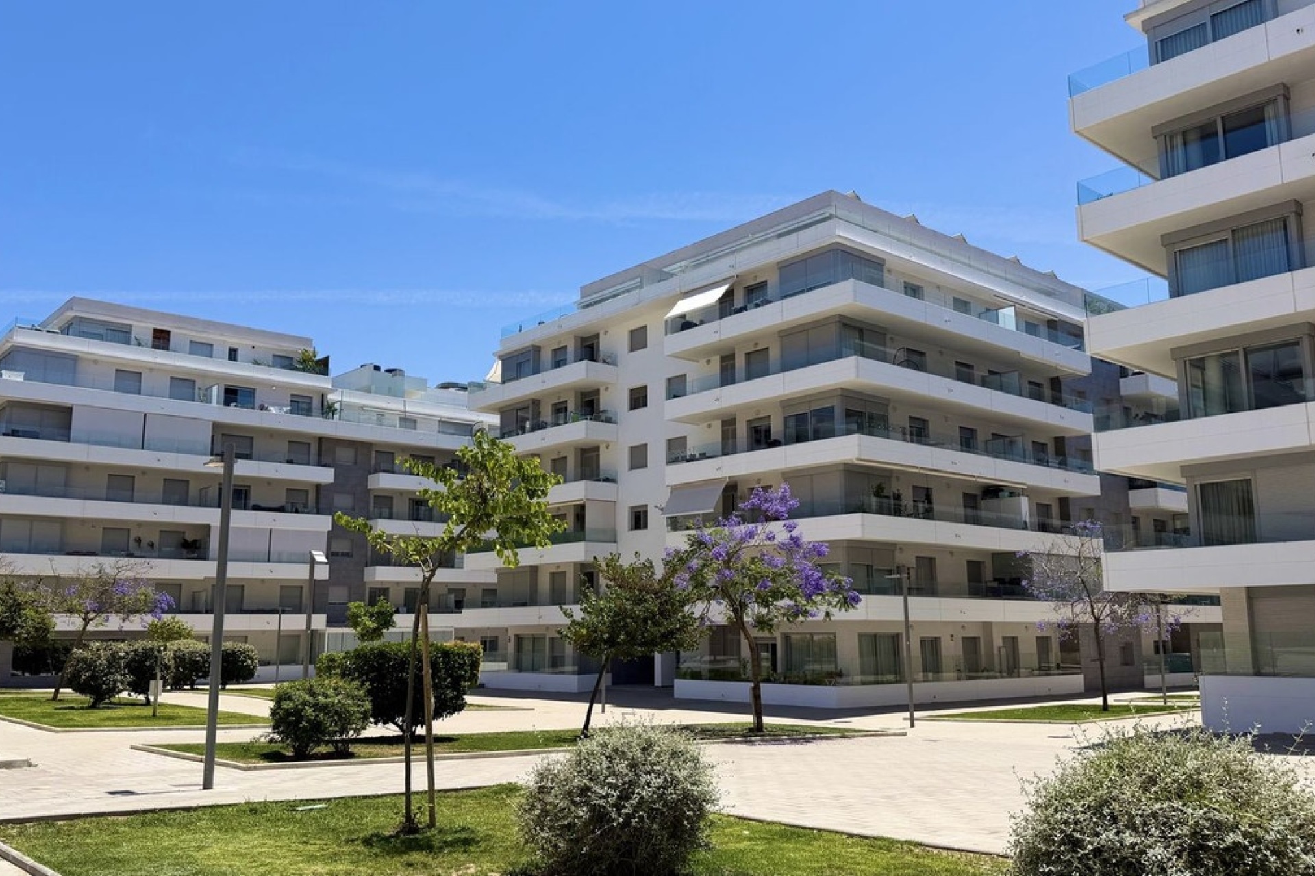Rynek wtórny - apartment - Marbella - Nueva Andalucía