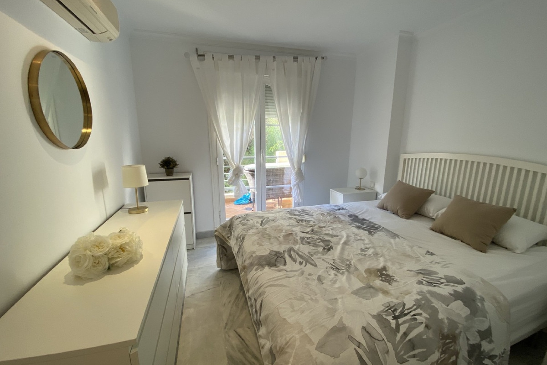 Rynek wtórny - apartment - Marbella - Nueva Andalucía