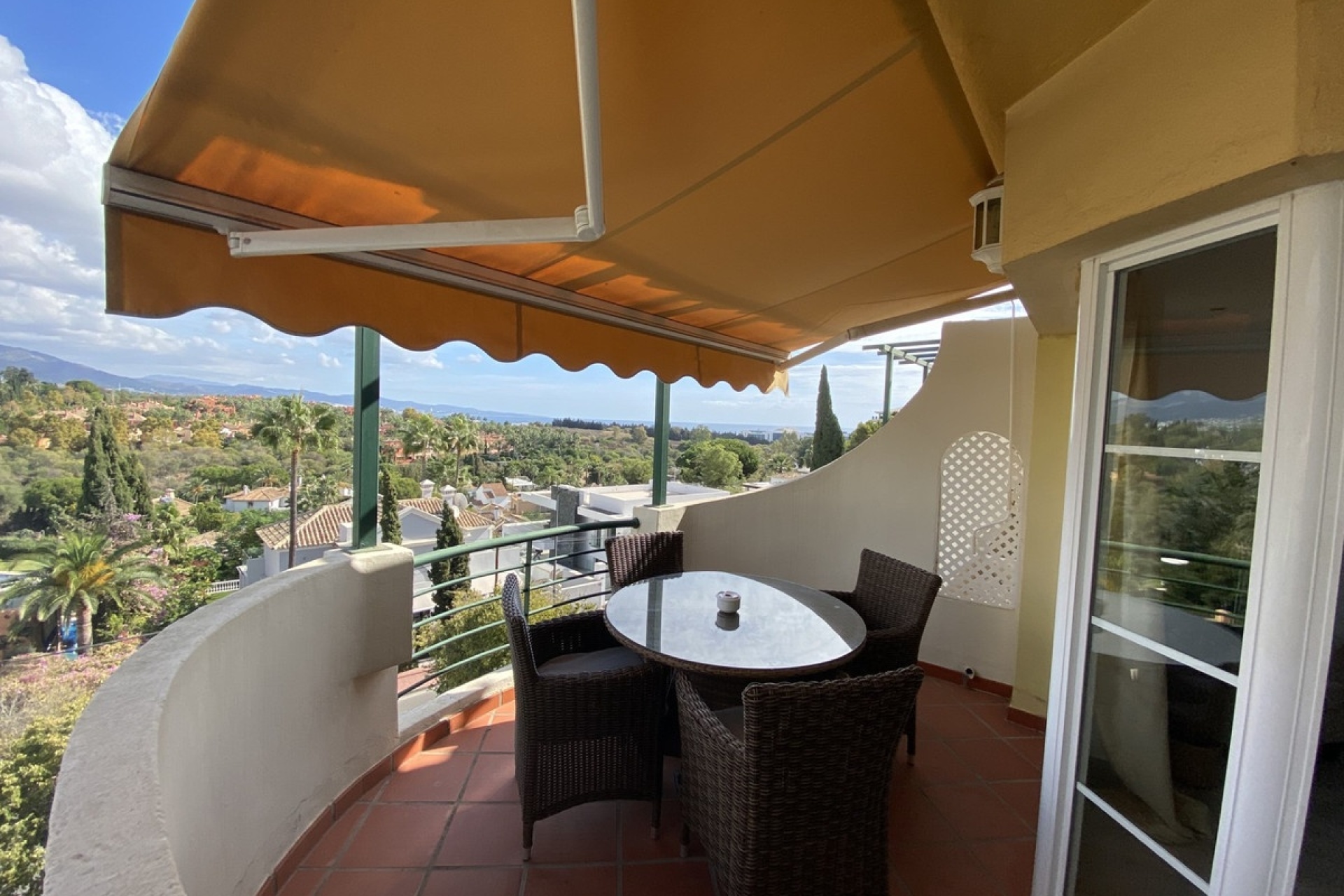 Rynek wtórny - apartment - Marbella - Nueva Andalucía
