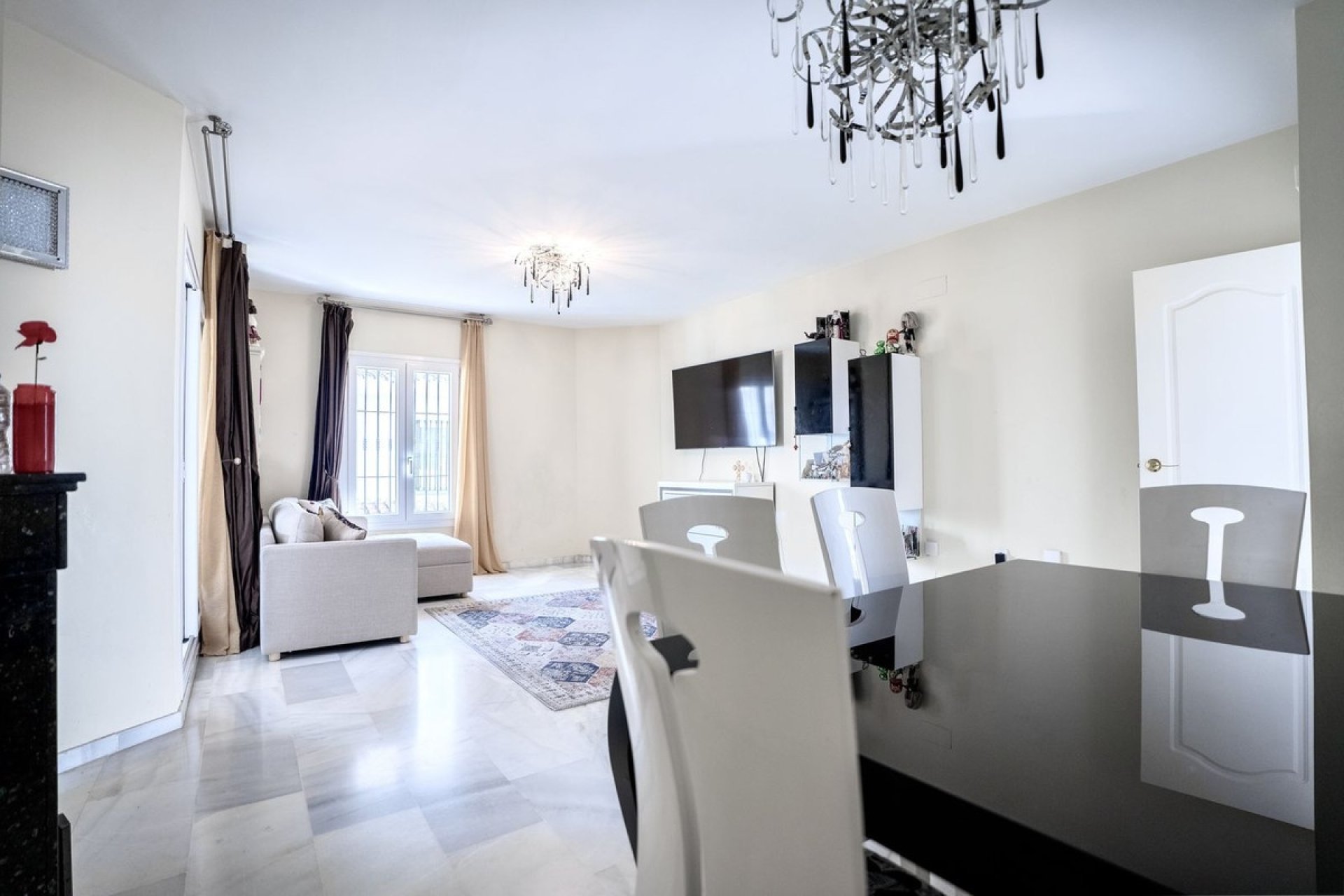Rynek wtórny - apartment - Marbella - Nueva Andalucía