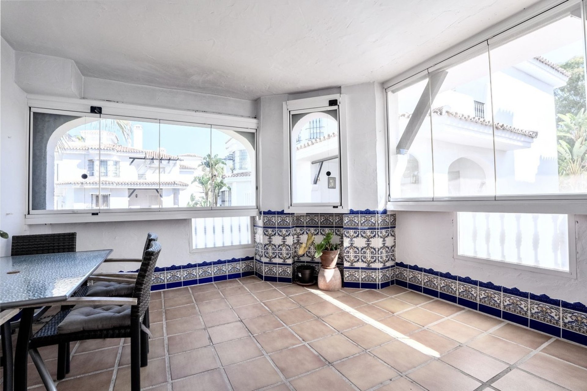 Rynek wtórny - apartment - Marbella - Nueva Andalucía