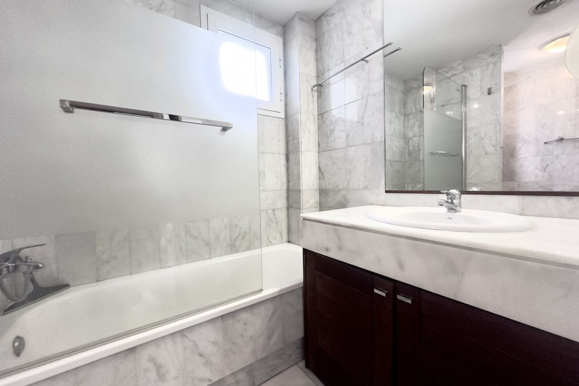 Rynek wtórny - apartment - Marbella - Nueva Andalucía