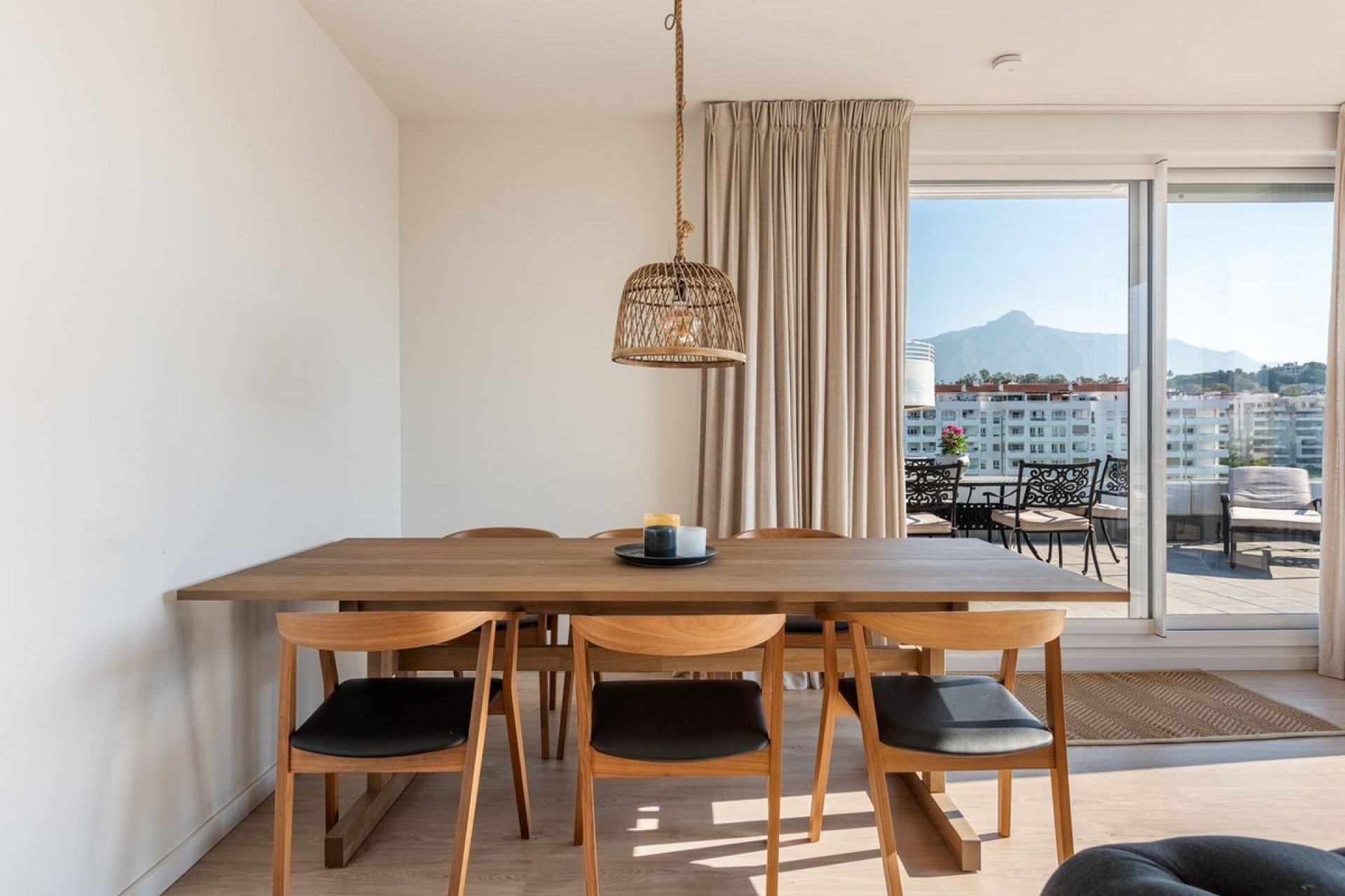 Rynek wtórny - apartment - Marbella - Nueva Andalucía