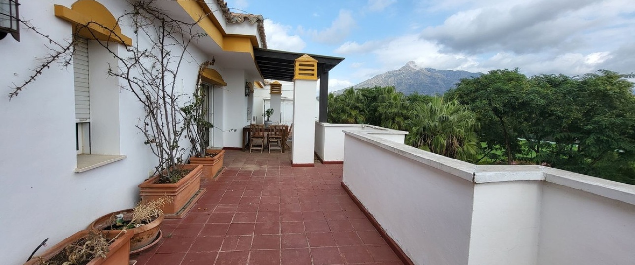 Rynek wtórny - apartment - Marbella - Nueva Andalucía