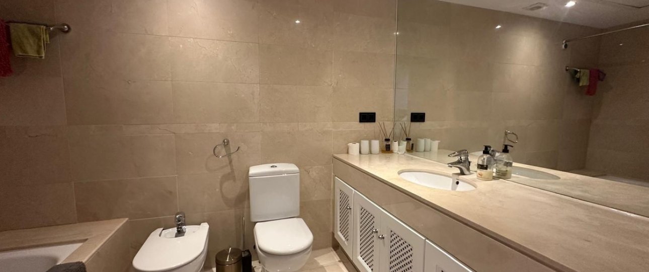 Rynek wtórny - apartment - Marbella - Nueva Andalucía