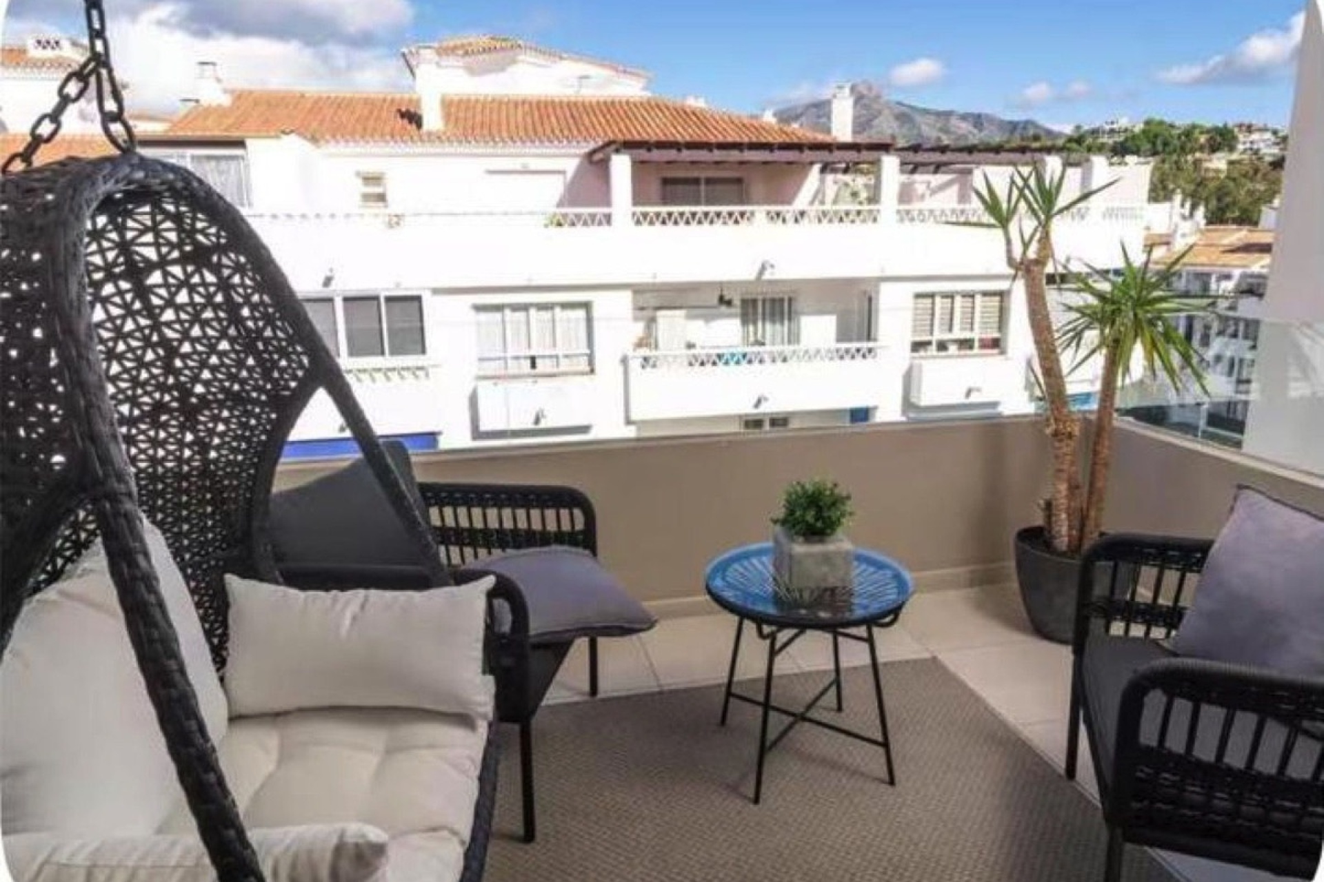 Rynek wtórny - apartment - Marbella - Nueva Andalucía