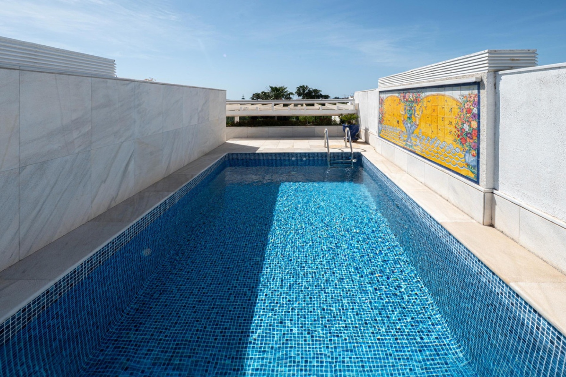 Rynek wtórny - apartment - Marbella - Nueva Andalucía