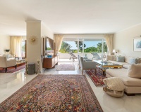 Rynek wtórny - apartment - Marbella - Nueva Andalucía