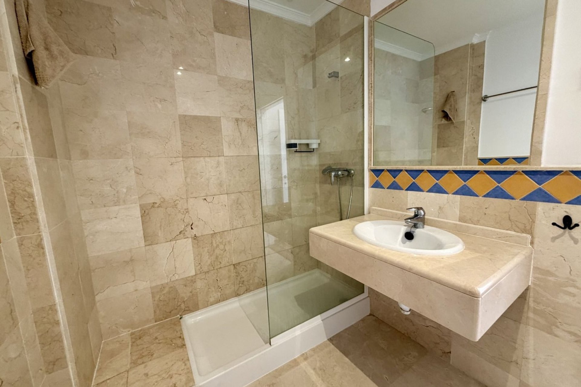 Rynek wtórny - apartment - Marbella - Nueva Andalucía