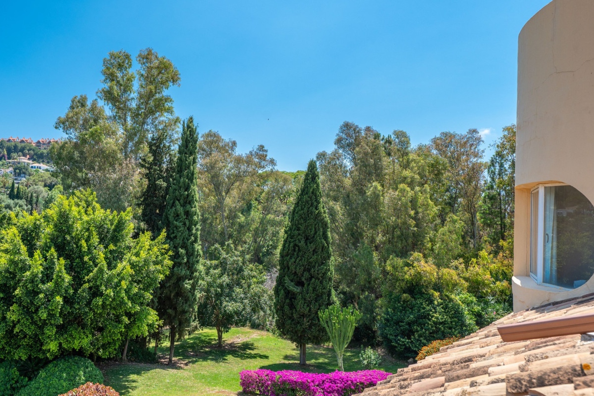 Rynek wtórny - apartment - Marbella - Nueva Andalucía
