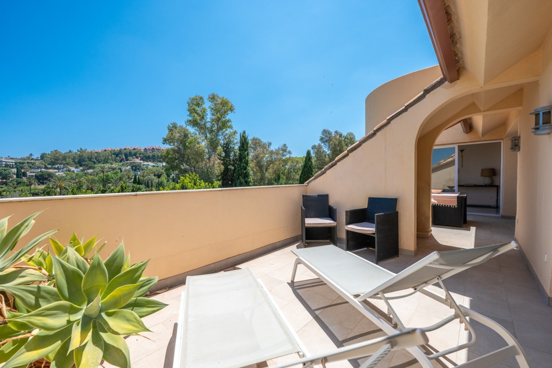 Rynek wtórny - apartment - Marbella - Nueva Andalucía