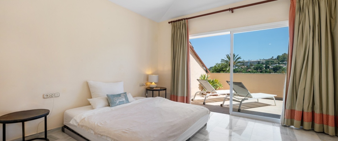 Rynek wtórny - apartment - Marbella - Nueva Andalucía