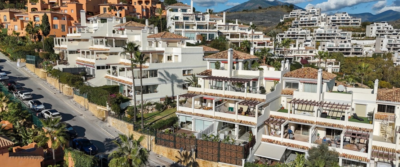 Rynek wtórny - apartment - Marbella - Nueva Andalucía
