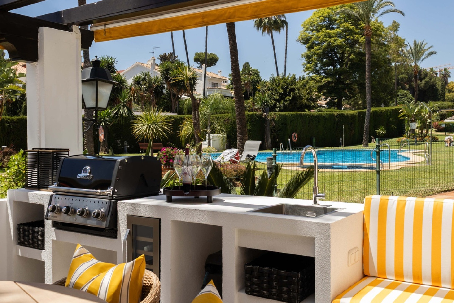 Rynek wtórny - apartment - Marbella - Nueva Andalucía