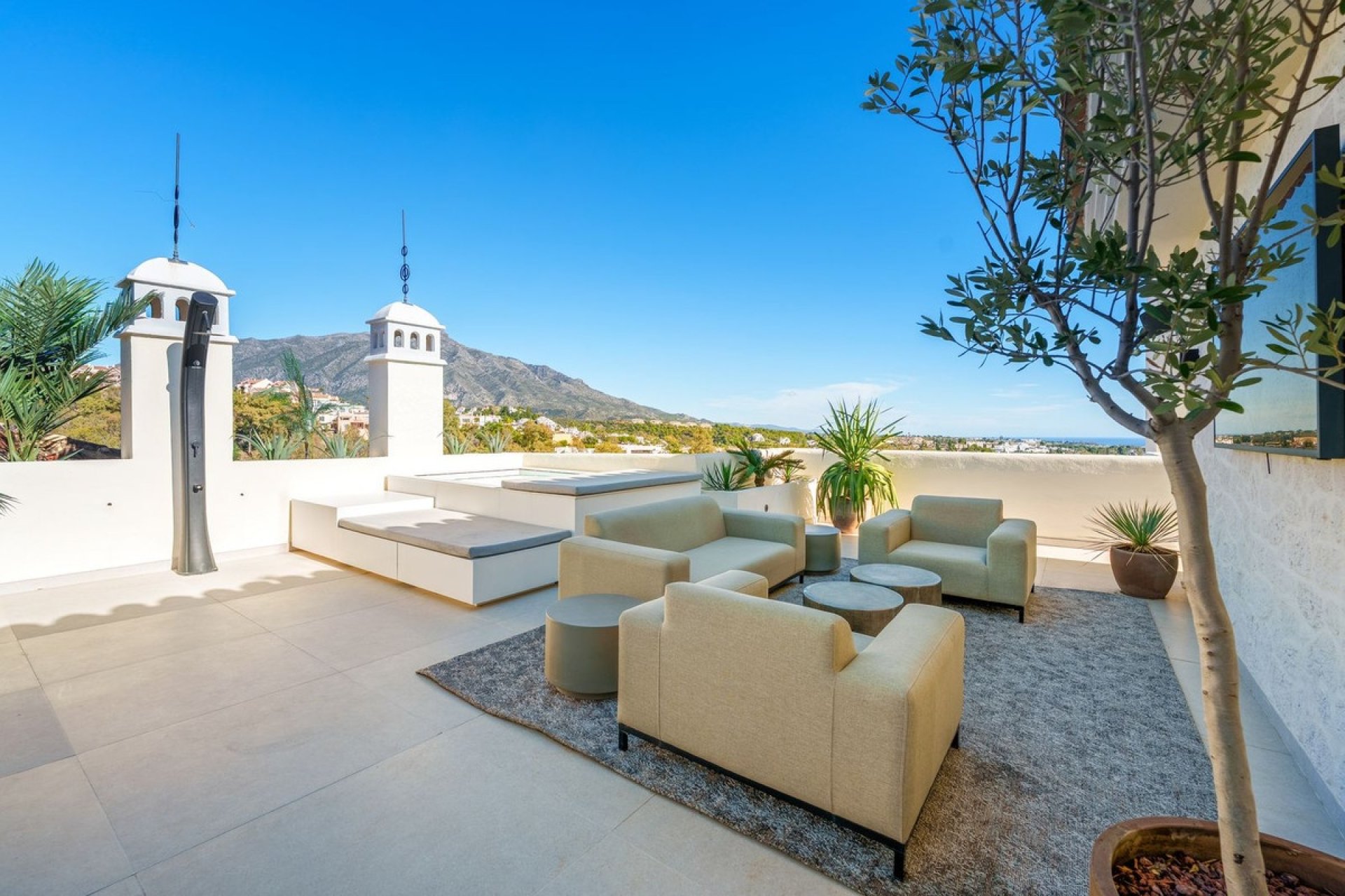 Rynek wtórny - apartment - Marbella - Nueva Andalucía