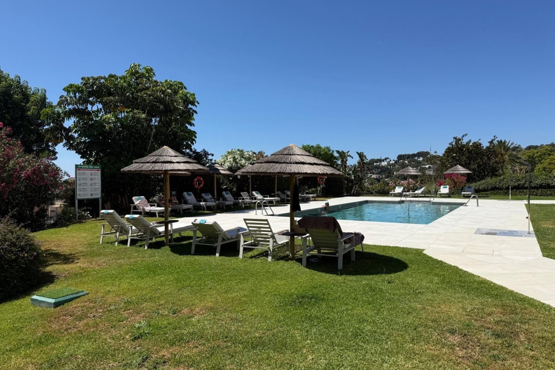 Rynek wtórny - apartment - Marbella - Nueva Andalucía