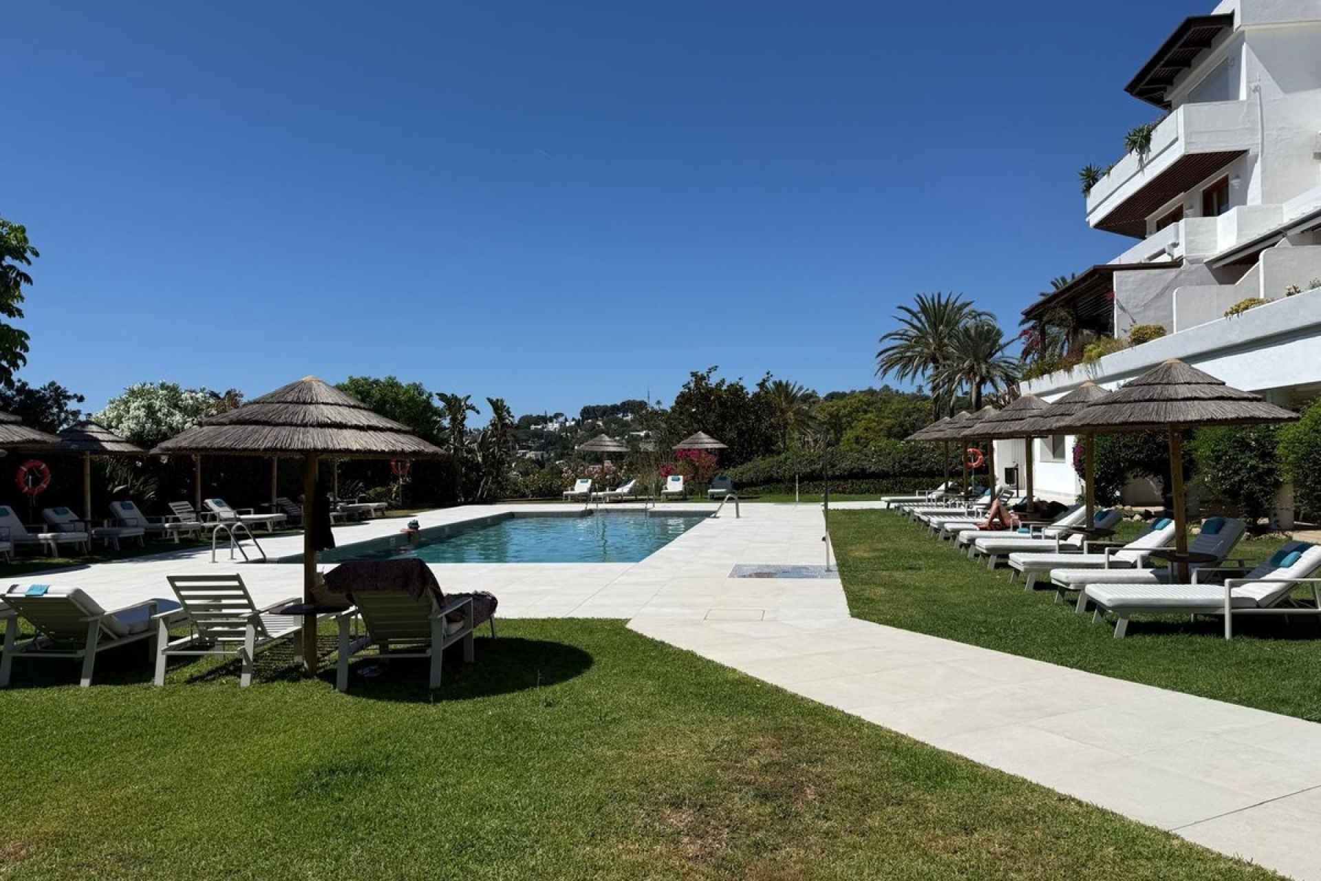 Rynek wtórny - apartment - Marbella - Nueva Andalucía