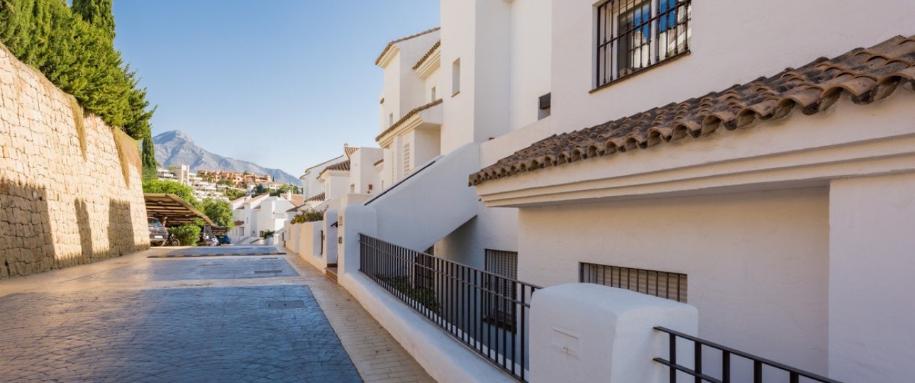 Rynek wtórny - apartment - Marbella - Nueva Andalucía
