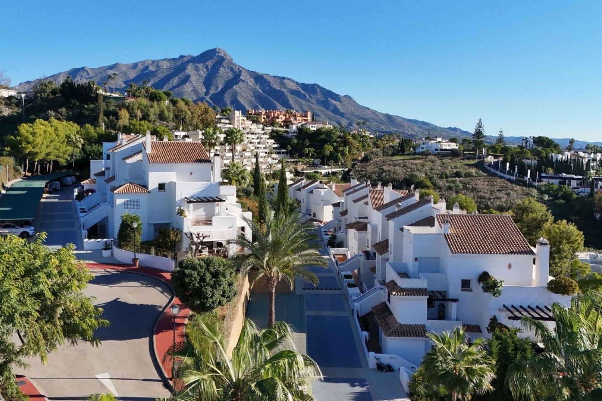 Rynek wtórny - apartment - Marbella - Nueva Andalucía