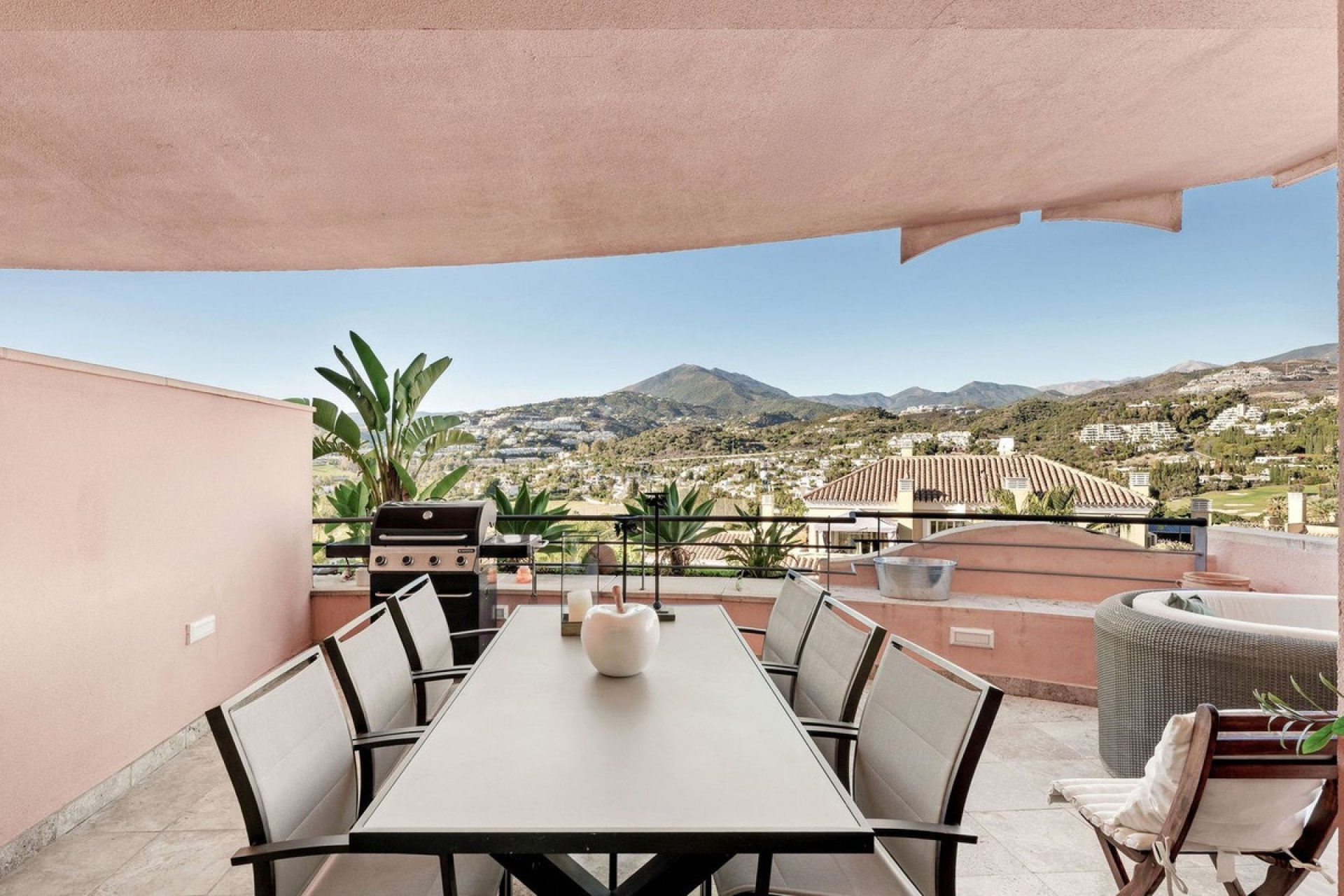 Rynek wtórny - apartment - Marbella - Nueva Andalucía
