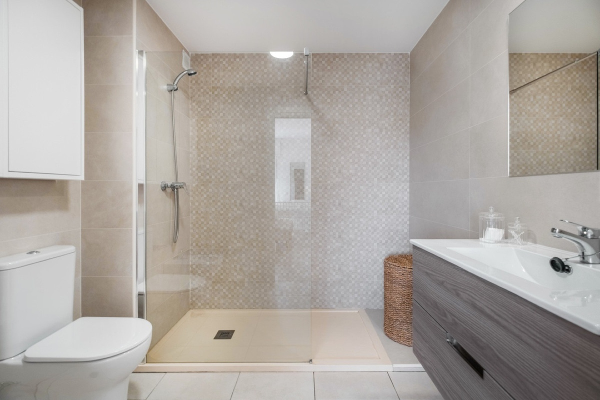 Rynek wtórny - apartment - Marbella - Nueva Andalucía