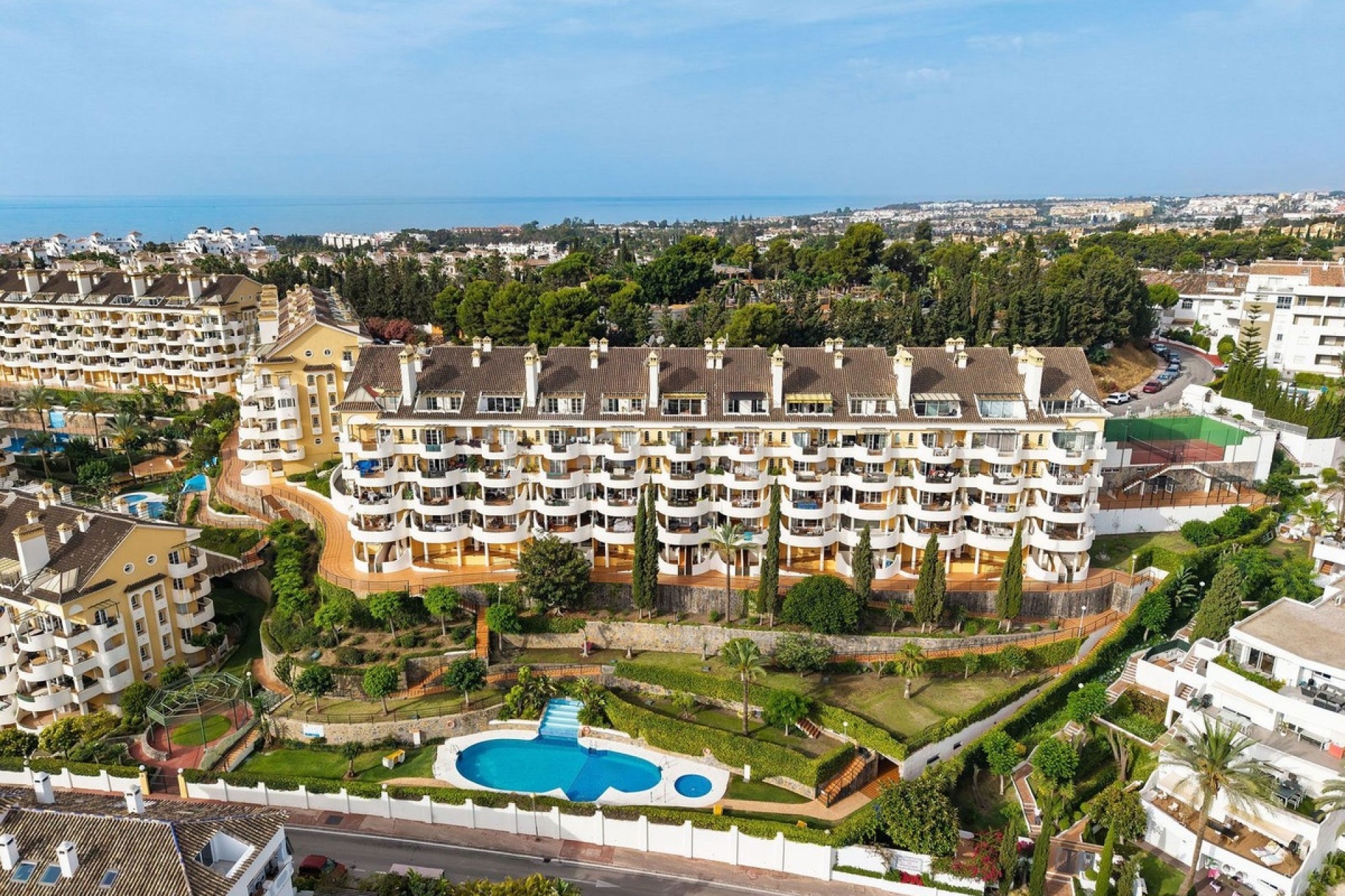 Rynek wtórny - apartment - Marbella - Nueva Andalucía