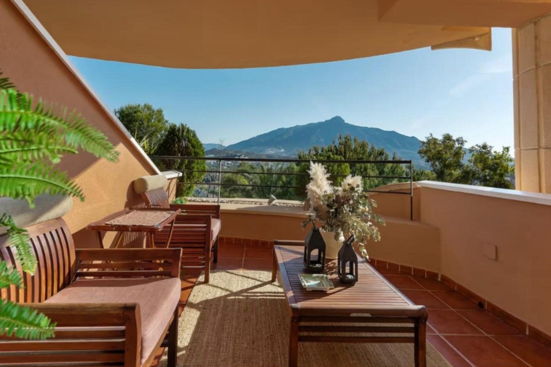Rynek wtórny - apartment - Marbella - Nueva Andalucía