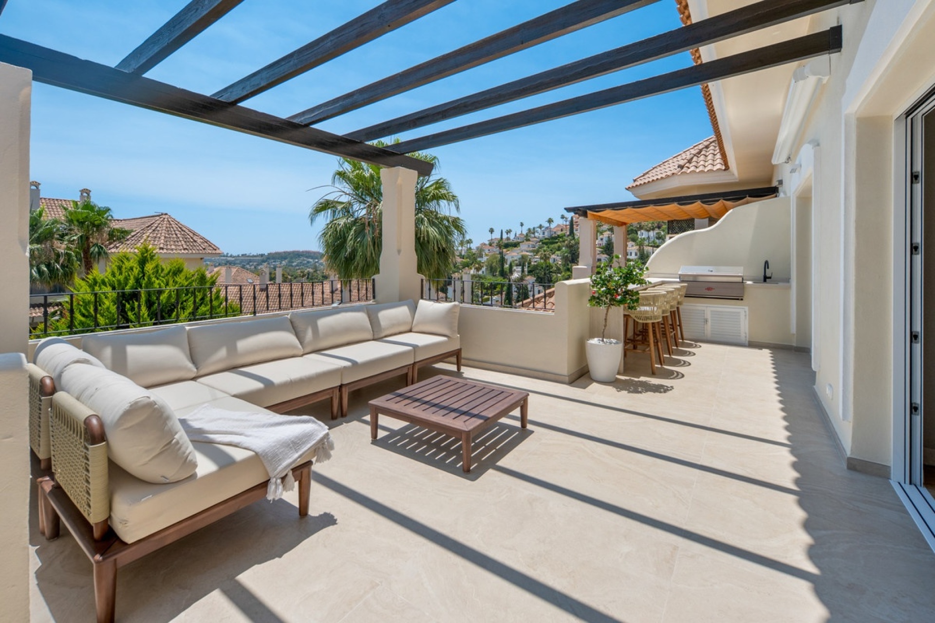 Rynek wtórny - apartment - Marbella - Nueva Andalucía