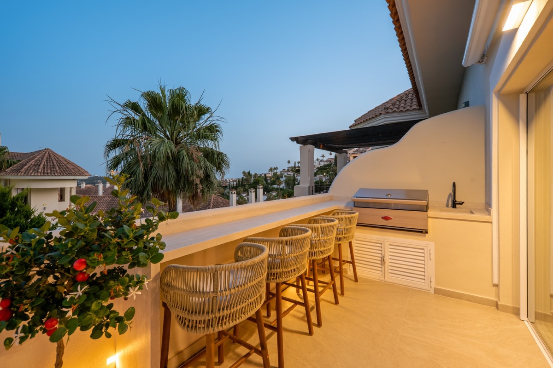 Rynek wtórny - apartment - Marbella - Nueva Andalucía
