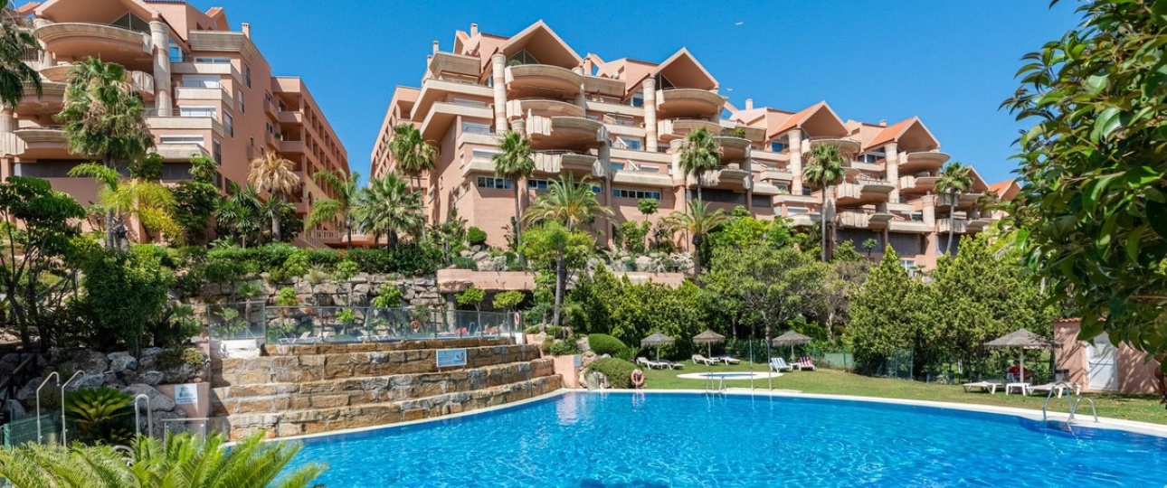 Rynek wtórny - apartment - Marbella - Nueva Andalucía