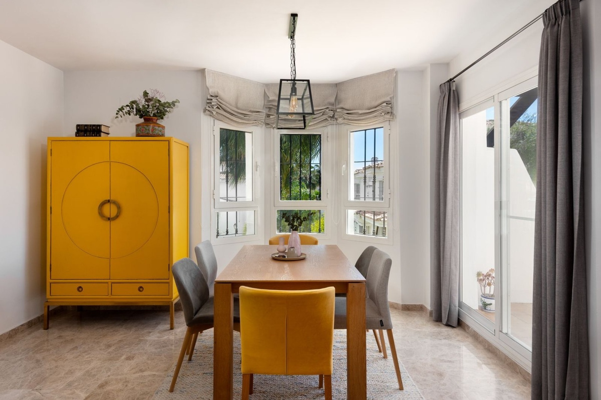 Rynek wtórny - apartment - Marbella - Nueva Andalucía
