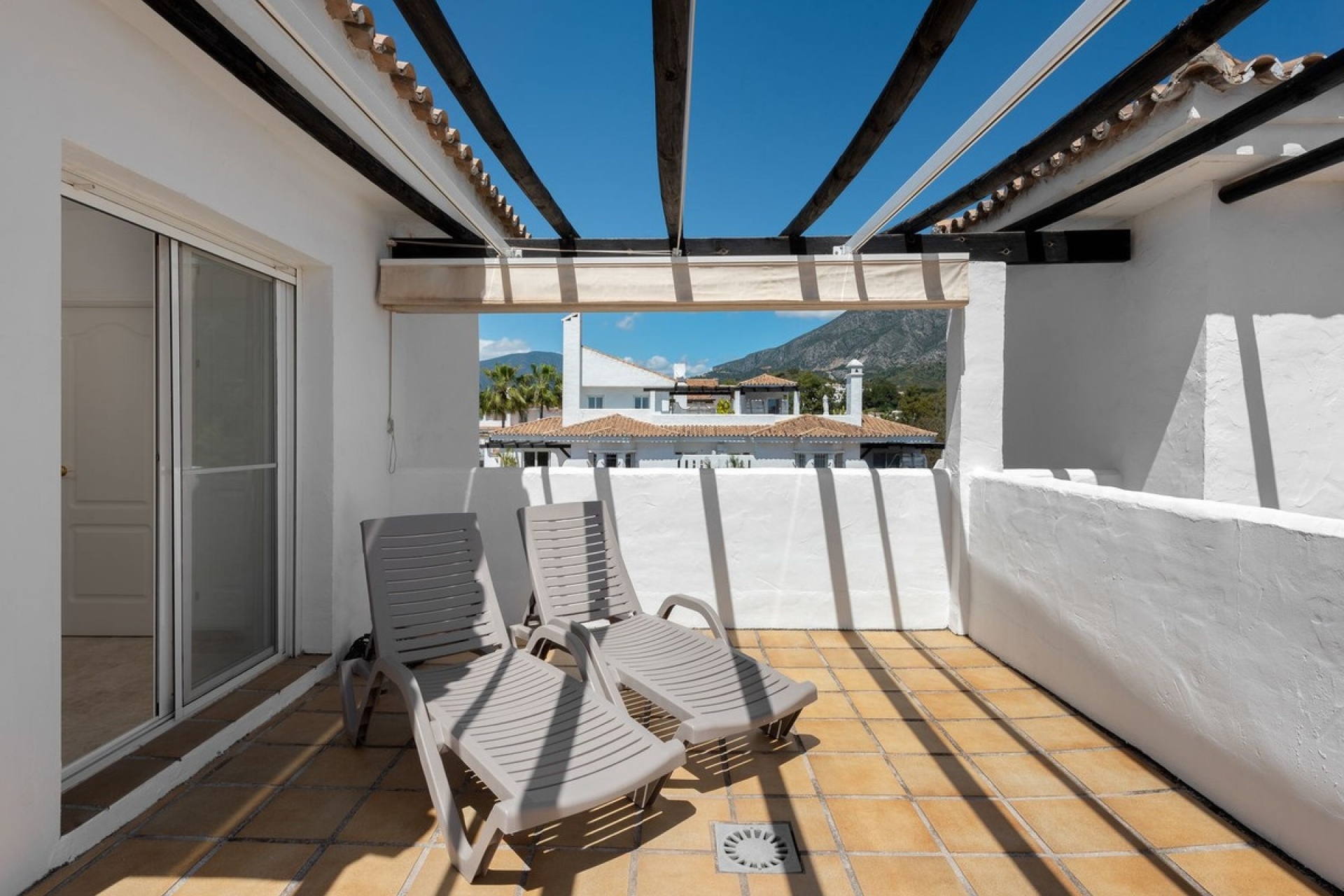 Rynek wtórny - apartment - Marbella - Nueva Andalucía