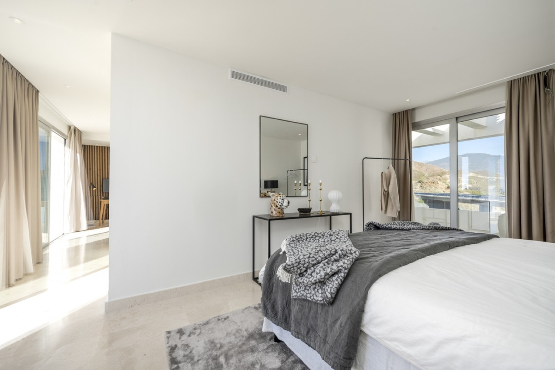 Rynek wtórny - apartment - Marbella - Nueva Andalucía